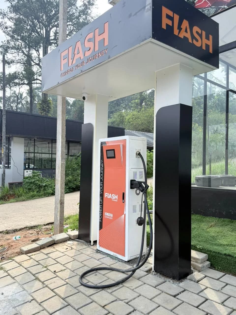 Flash Charge Charger View Flash Charge charger view